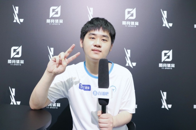 这就凸显了 这就凸显了