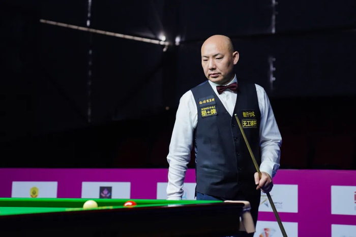 的跑动积极 的跑动积极